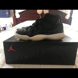 Air Jordan 11 Retro ‘72-10’ with box